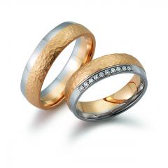 585 Weissgold , gehämmert / poliert,  August Gerstner Exclusive Wedding rings