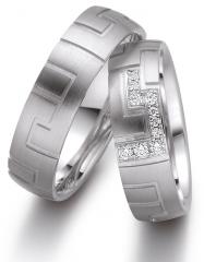 585 Weissgold, seidenmatt mit Muster,  August Gerstner Exclusive Wedding rings