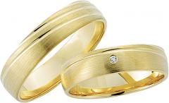 333 Gelbgold, seidenmatt / poliert,  Rubin Oro amarillo - Los anillos de boda