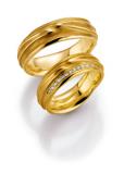 Marrying 585 Gelbgold, 7,30 mm Breite, Relief - Struktur, 13 Brillanten 0,127 ct. W/SI,
