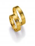 Marrying 585 Gelbgold, 4,50 mm Breite, seidenmatt / Rille poliert, 1 Brillant 0,015 ct. W/SI,