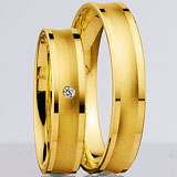 Marrying 585 Gelbgold, 4,50 mm Breite, seidenmatt/ poliert, 1 Brillant 0,015 ct. W/SI,