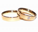 Marrying 585 Gelbgold, 4,50 mm Breite, poliert, 1 Brillant 0,05 ct. W/SI,