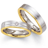 Marrying 585 Weiss / Gelbgold, 5,0 mm Breite, seidenmatt / poliert, 1 Brillant 0,07 ct TW/SI,